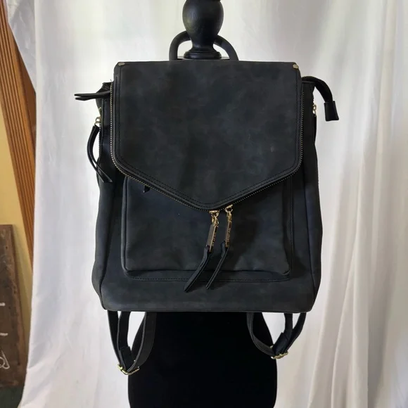Violet Ray | Bags | Violet Ray Dark Grey Leather Backpack  display picture 3